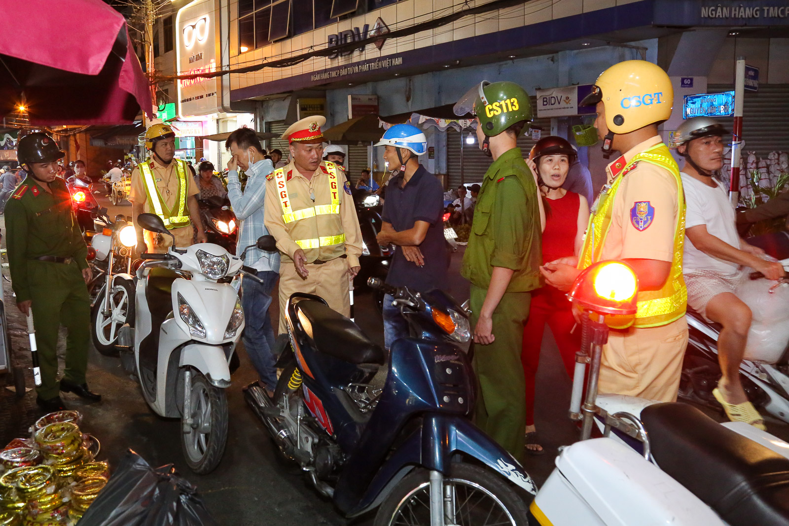Đảm bảo trật tự, an toàn giao thông cho nhân dân vui xuân đón Tết