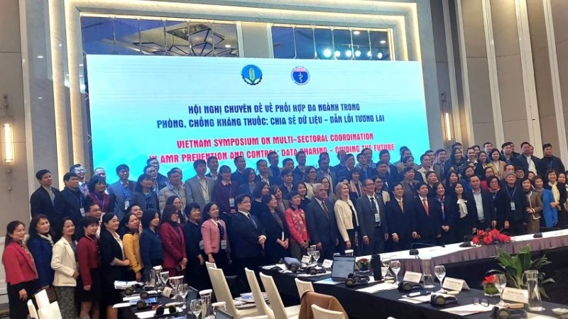 Tăng cường phối hợp đa ngành trong phòng, chống kháng thuốc