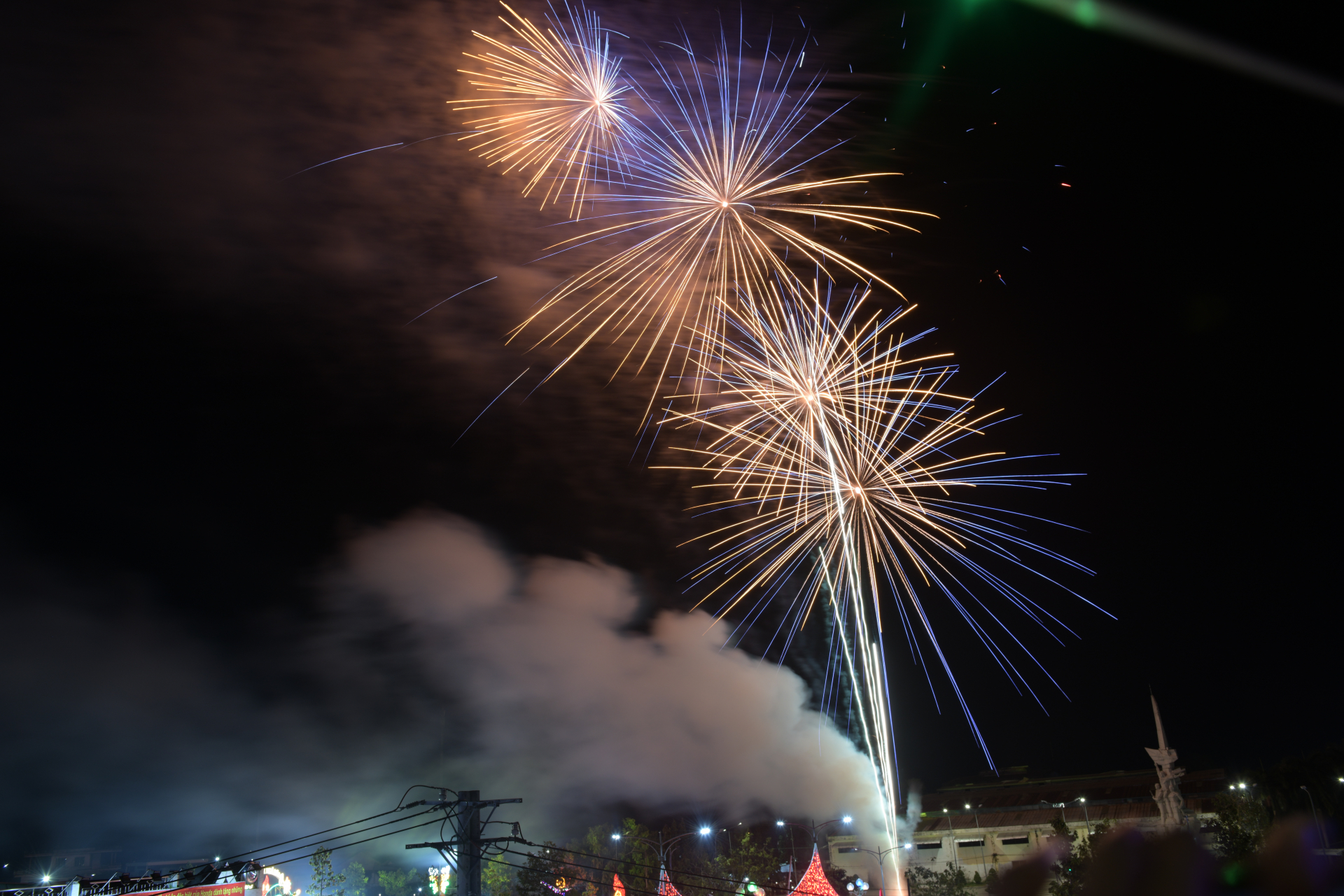 Quê hương Ngã Năm vui đón xuân sang