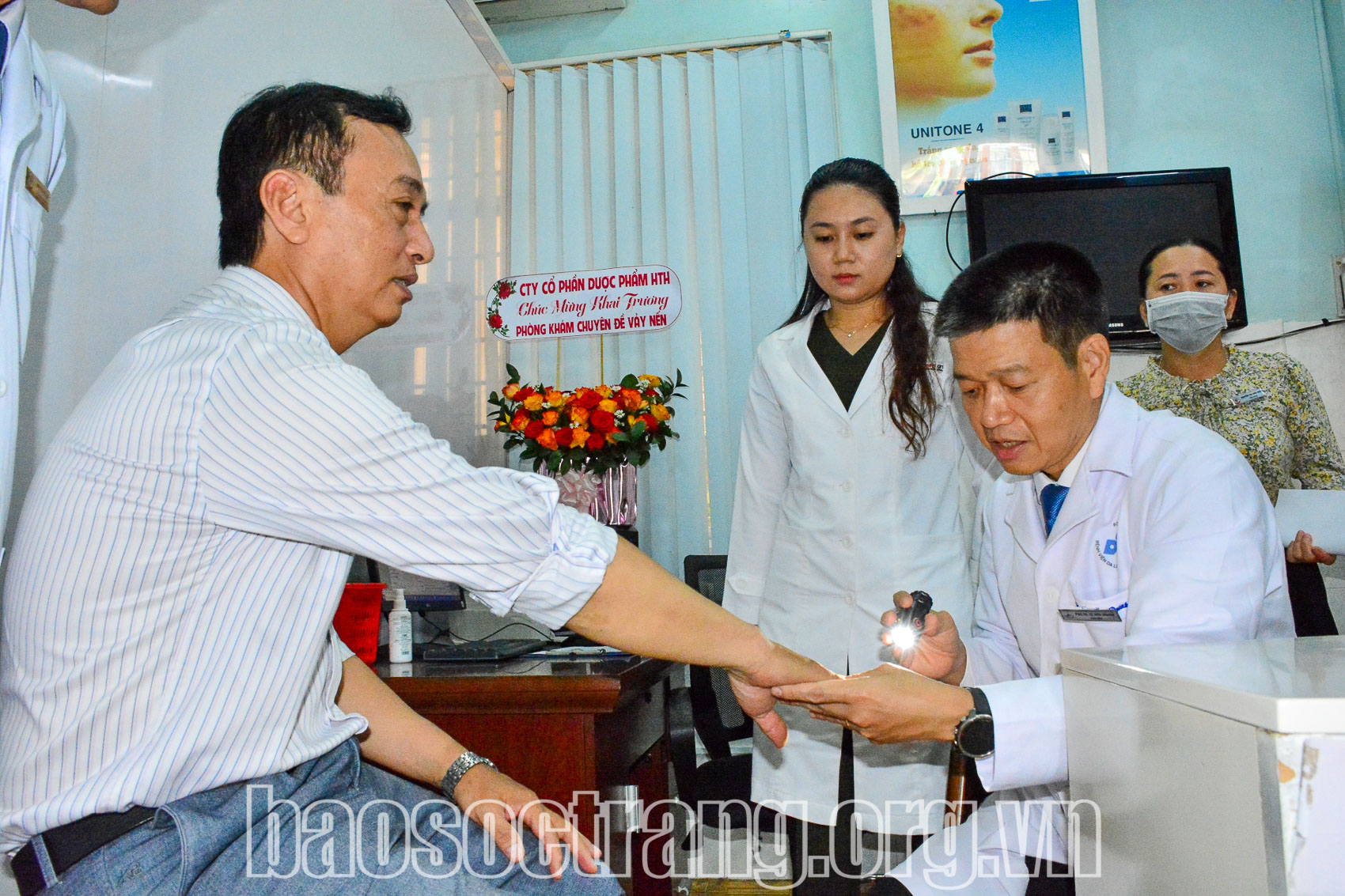 Các bệnh viện tăng cường cung ứng các dịch vụ y tế mang lại sự hài lòng cho người bệnh. Ảnh: HOÀNG PHÚC