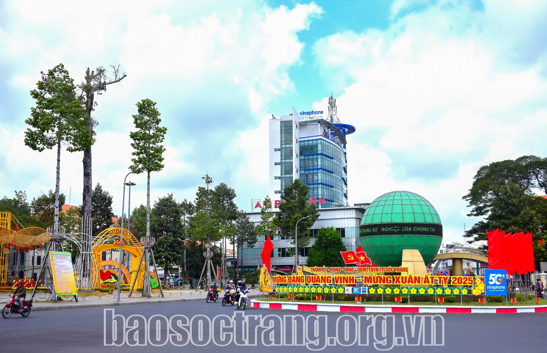 Thành phố Sóc Trăng chỉnh trang đô thị sẵn sàng đón Tết Ất Tỵ