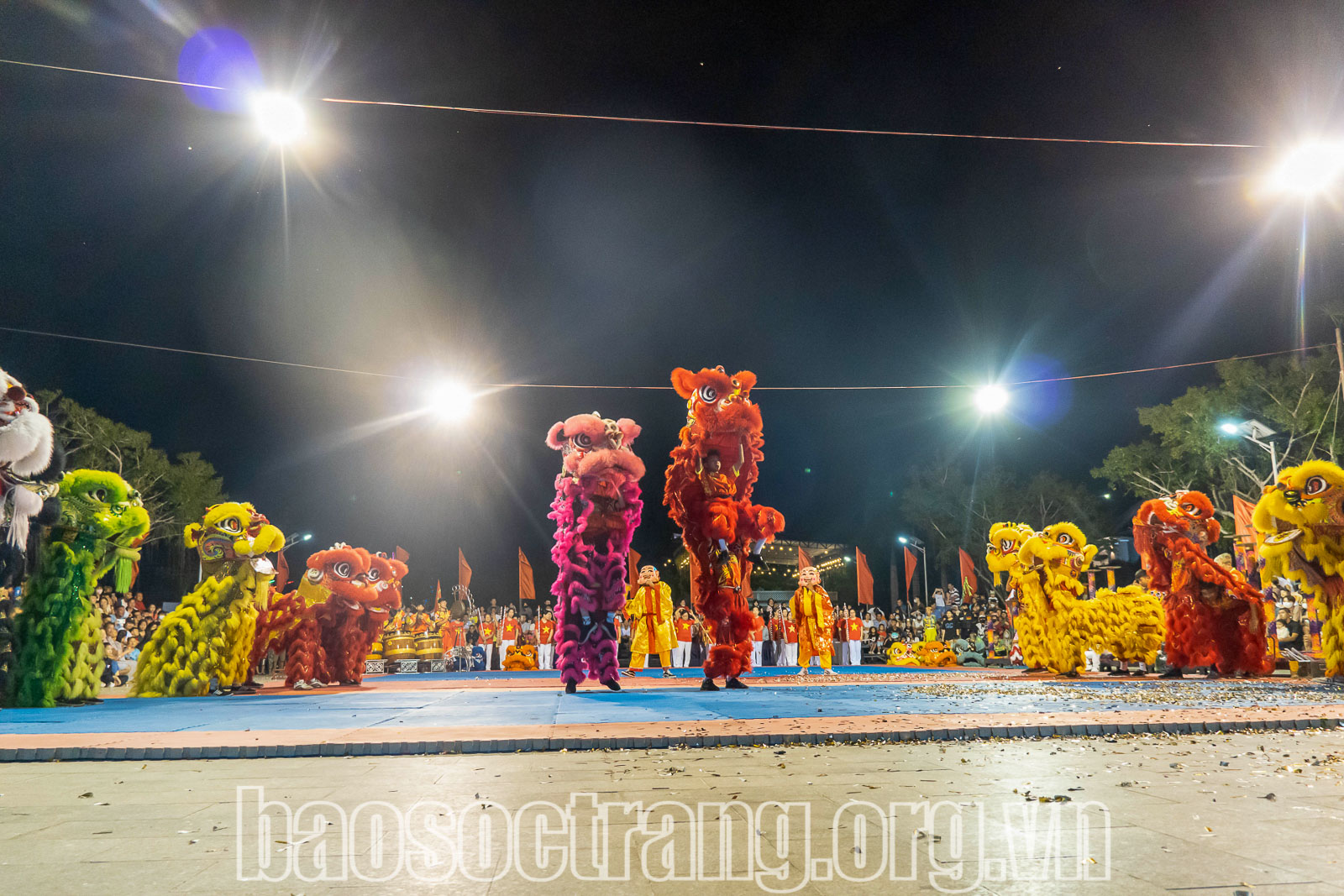 Sôi động Hội diễn lân - võ thuật xuân Ất Tỵ