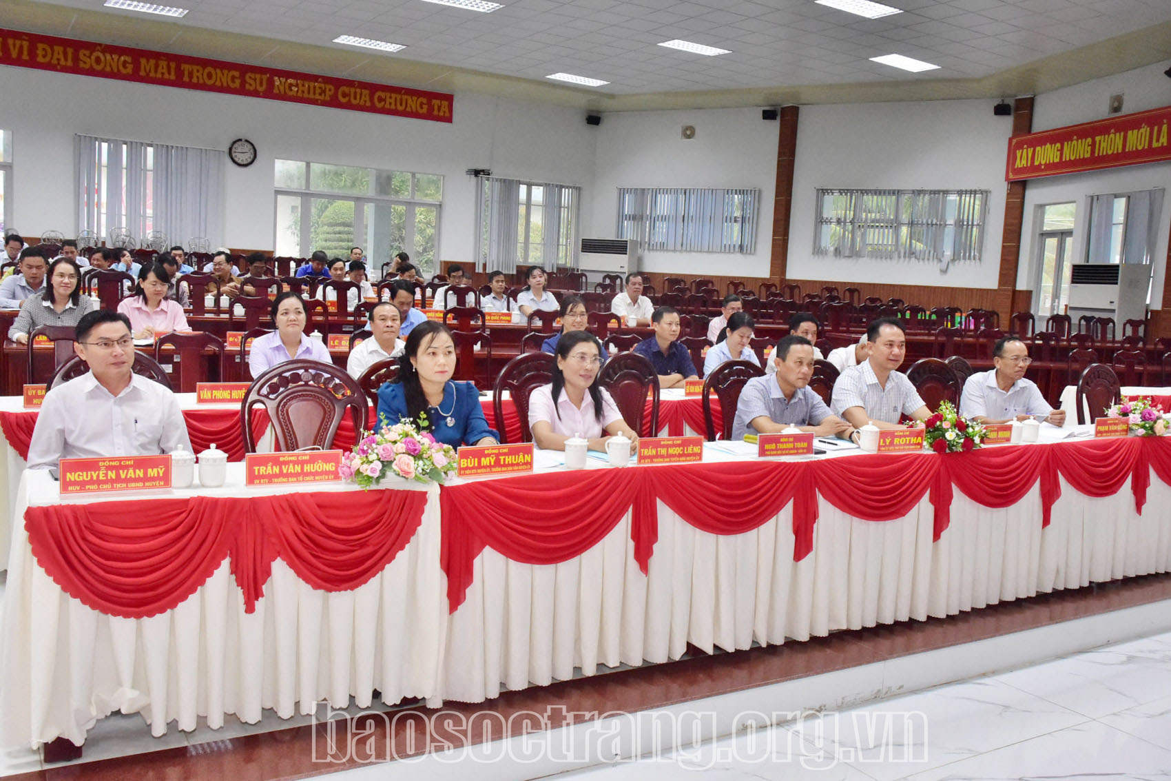 Tiếp xúc cử tri sau kỳ họp HĐND 3 cấp cuối năm tại huyện Châu Thành