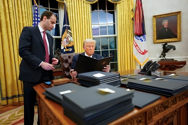 Nhà Trắng hủy quyết định gây tranh cãi của Tổng thống Trump