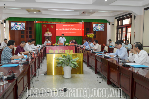 Tiểu ban Văn kiện Đại hội đại biểu Đảng bộ tỉnh lần thứ XV tiếp tục đóng góp bổ sung hoàn chỉnh văn kiện đại hội