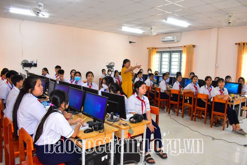 Chuyển đổi số ở ngành Giáo dục thị xã Ngã Năm