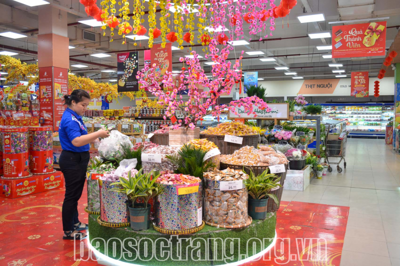 Tiếp tục giảm thuế suất thuế giá trị gia tăng 2% trong nửa năm 2025