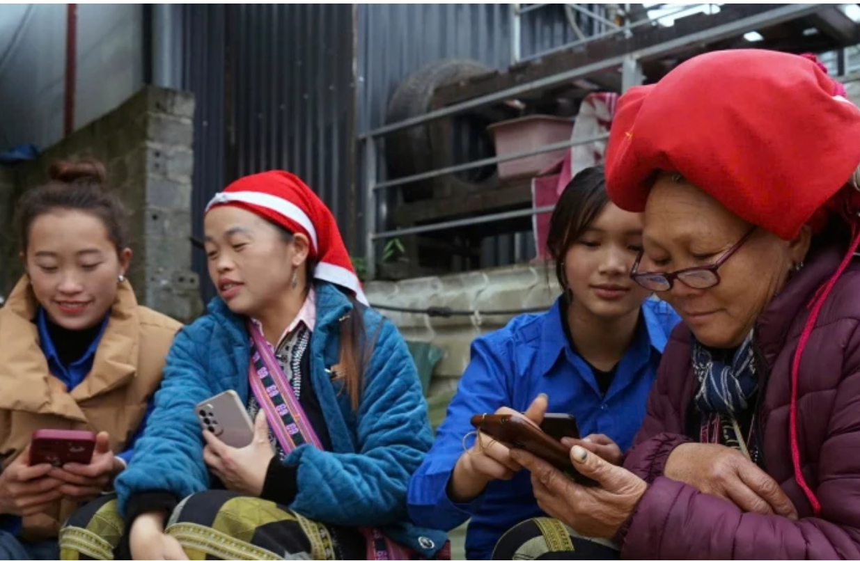 Sức trẻ trong phong trào “Bình dân học vụ số”