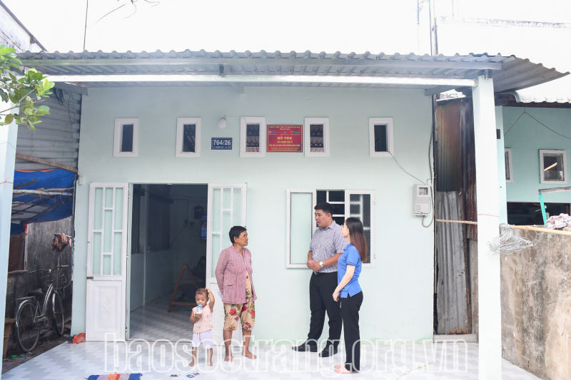 Mặt trận các cấp chung sức xóa nhà tạm, nhà dột nát