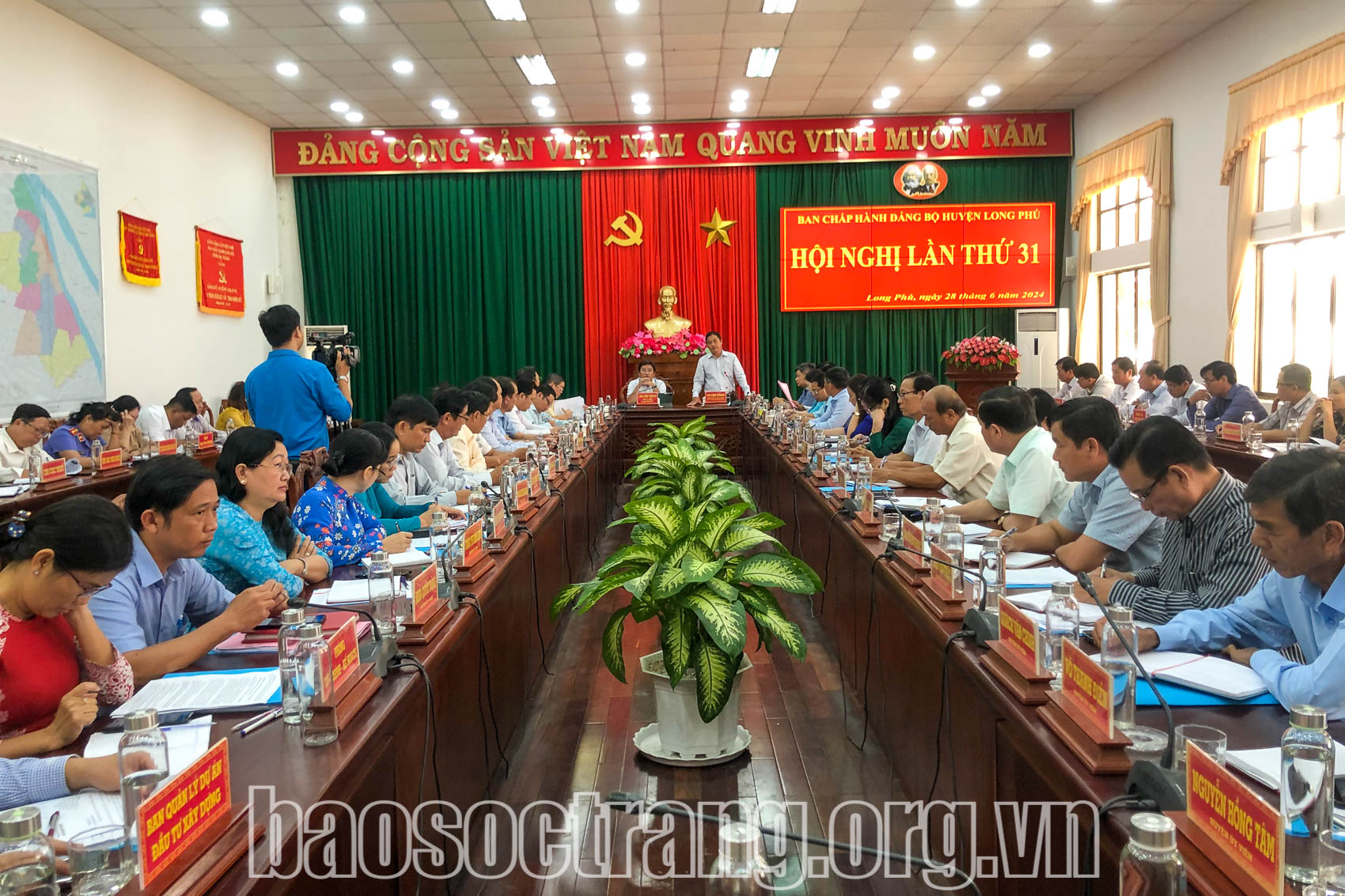 Nhiều tín hiệu khả quan về kinh tế - xã hội trong 6 tháng đầu năm 2024