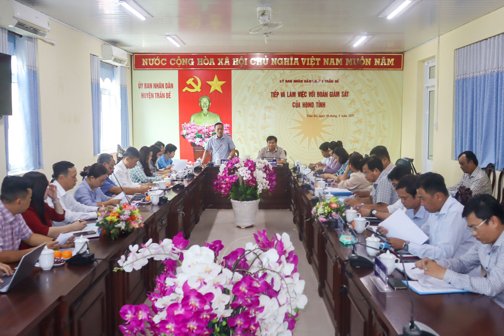 HĐND tỉnh giám sát tình hình thực hiện các chỉ tiêu về môi trường tại huyện Trần Đề