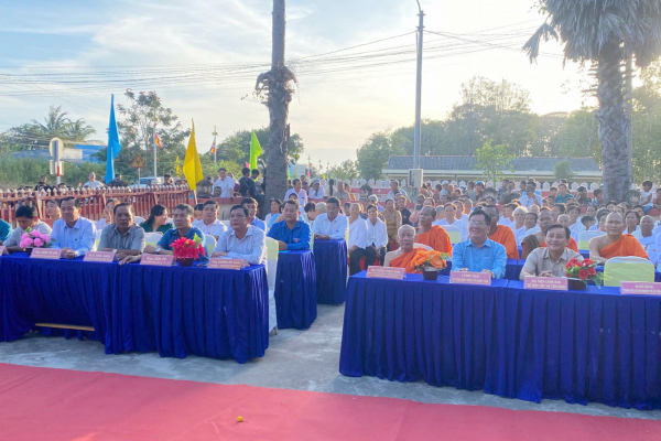 Tổ chức lễ dâng hương nhà sư yêu nước Achar Sơn Thal