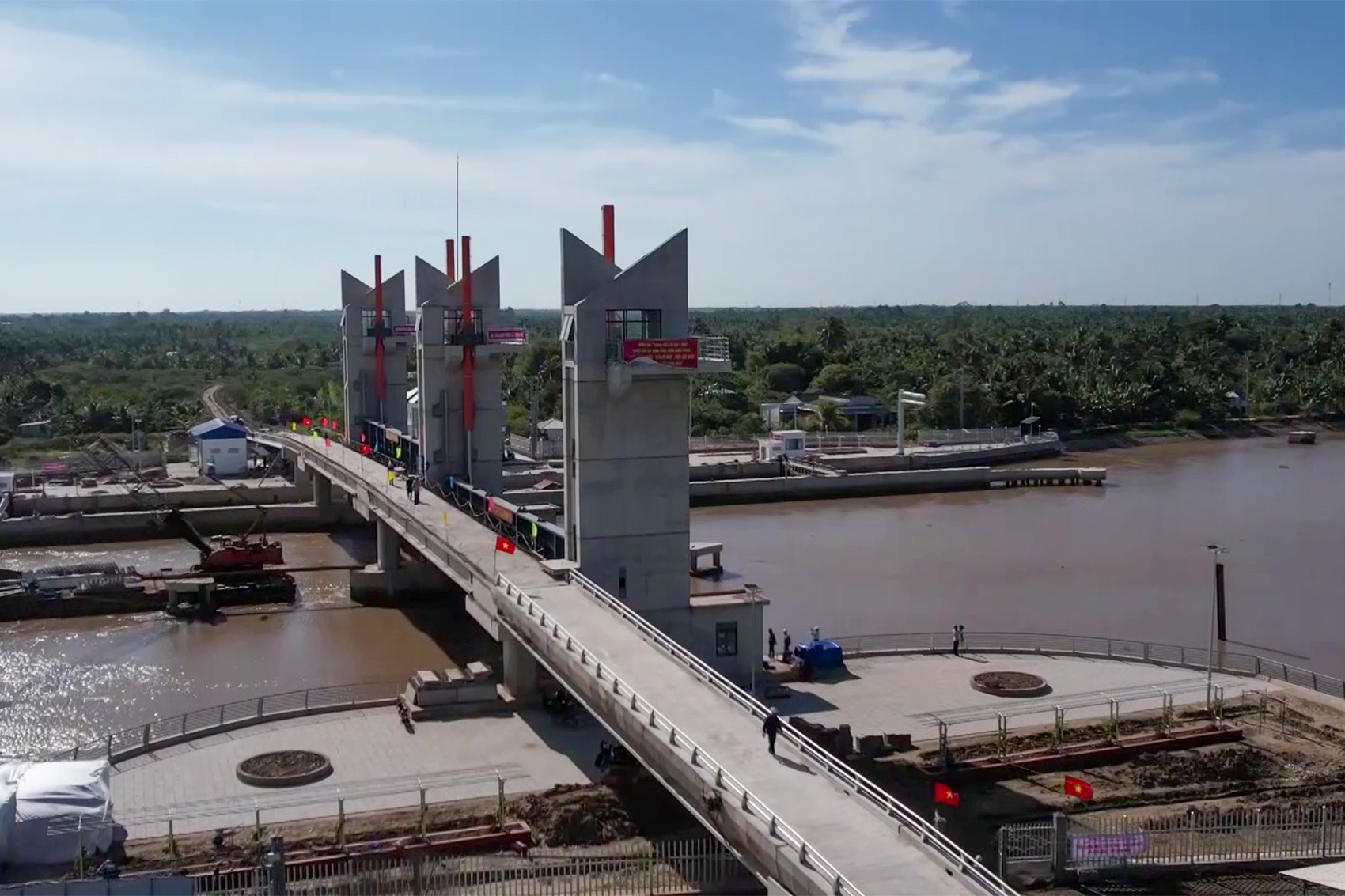 [Media] Ứng phó hạn mặn trong mùa khô 2025