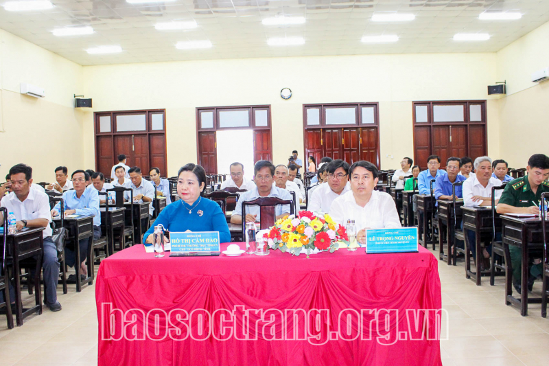 Huyện Cù Lao Dung hoàn thành trước thời hạn, vượt chỉ tiêu thực hiện Chương trình xóa nhà tạm, nhà dột nát