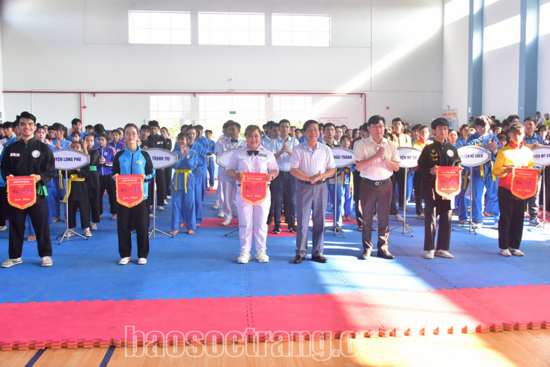 Hơn 200 võ sĩ tham gia tranh tài Giải vô địch võ cổ truyền và Vovinam tỉnh Sóc Trăng