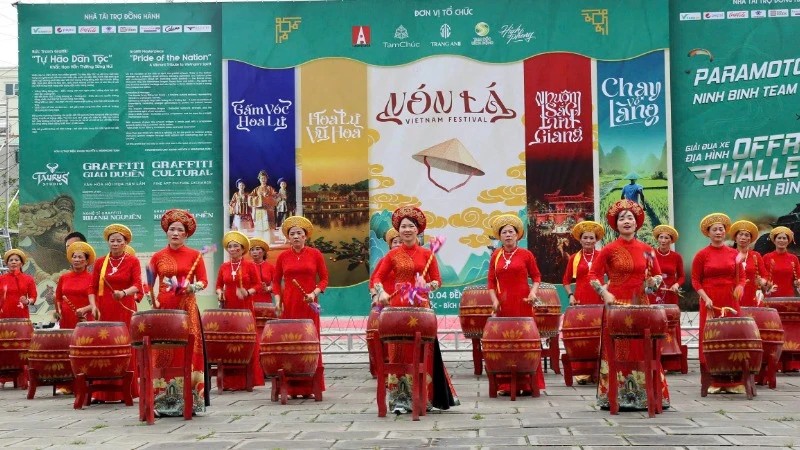 “Nón lá-VietNam Festival”: Tôn vinh những giá trị văn hóa truyền thống
