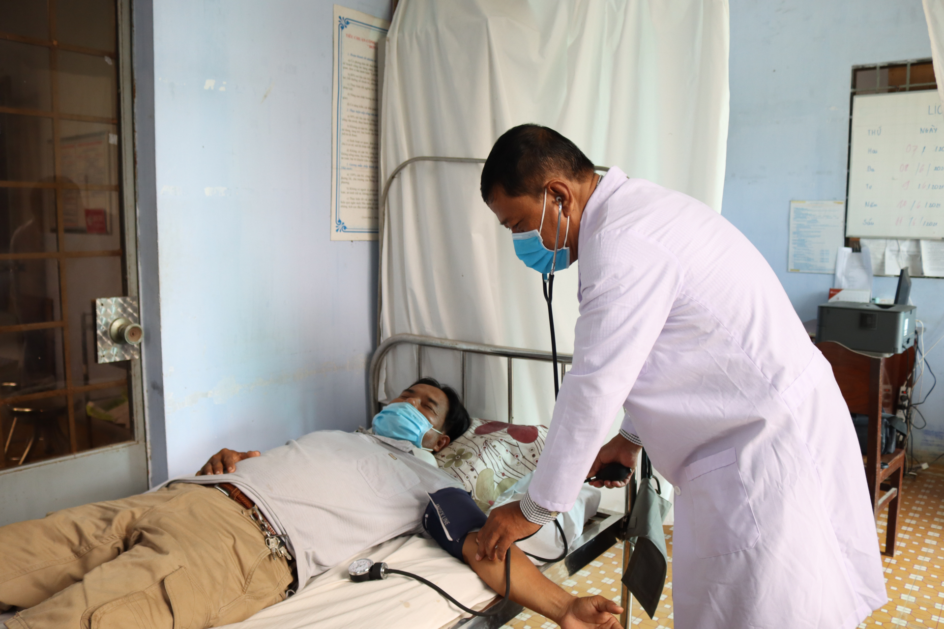 ឆ្លើយតបតម្រូវការក្នុងការថែទាំសុខភាពដំបូងជូនប្រជាជន