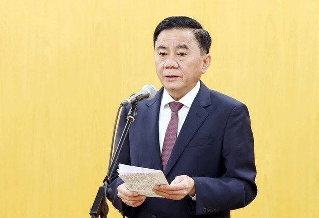 Nghiêm cấm việc tác động, can thiệp trong quá trình sắp xếp nhân sự