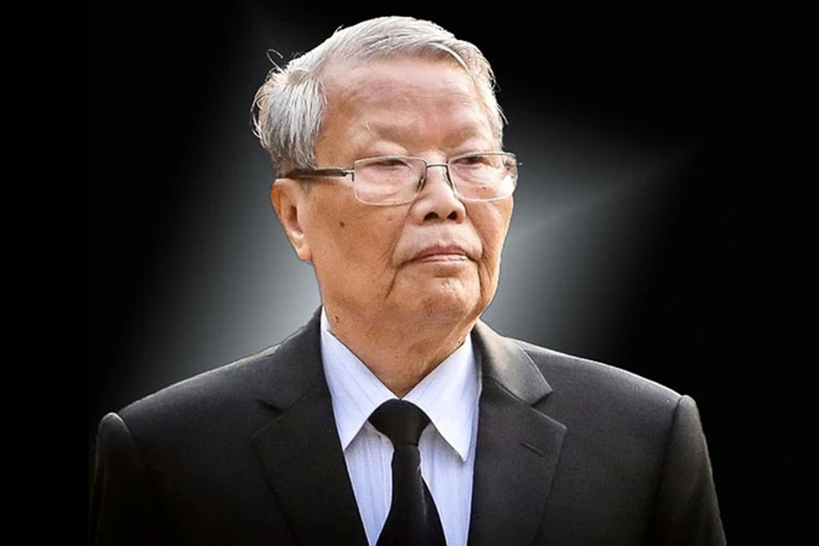 Treo cờ rủ và không tổ chức các hoạt động vui chơi, giải trí công cộng trong thời gian tổ chức Lễ Quốc tang nguyên Chủ tịch nước Trần Đức Lương