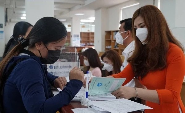 Chế độ ốm đau, thai sản: “Điểm tựa” vững chắc giúp người lao động an tâm vượt qua khó khăn