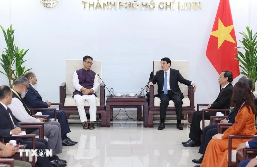 Chủ tịch nước Lương Cường tiếp Bộ trưởng Các vấn đề nghị viện và dân tộc thiểu số Ấn Độ Kiren Rijiju. Ảnh: TTXVN