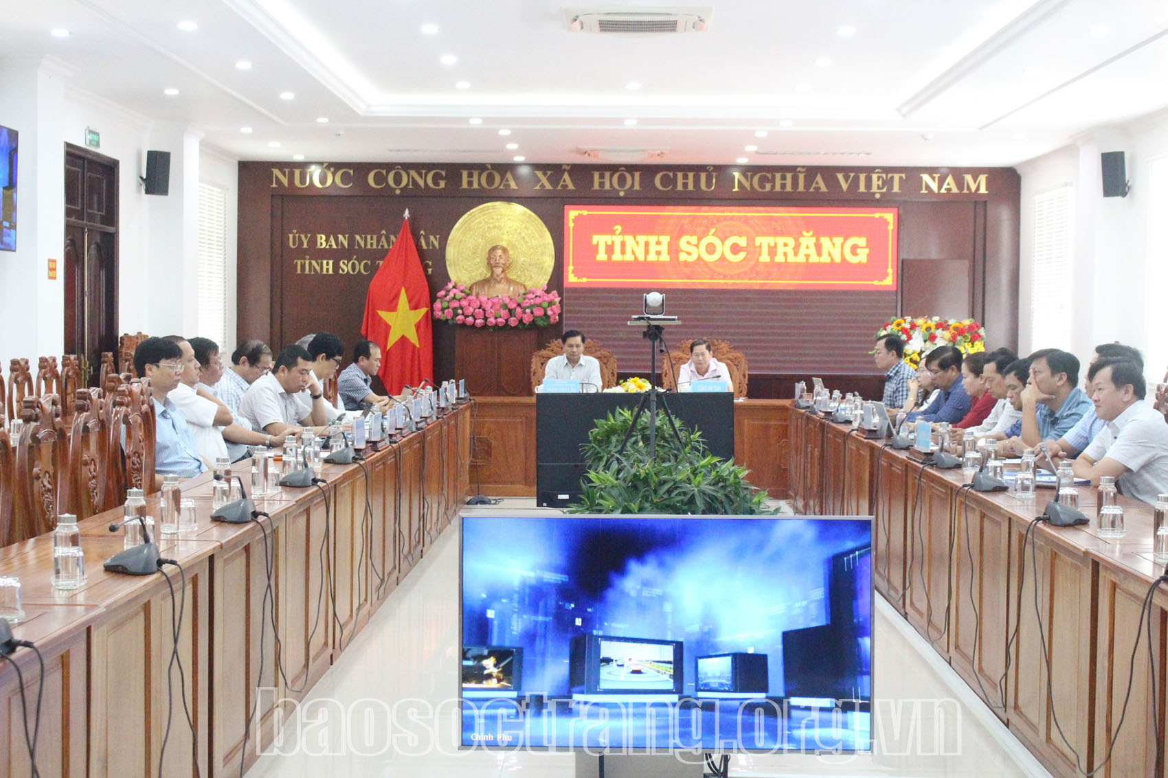 Tiếp tục đẩy mạnh phát triển khoa học, công nghệ, đổi mới sáng tạo, chuyển đổi số