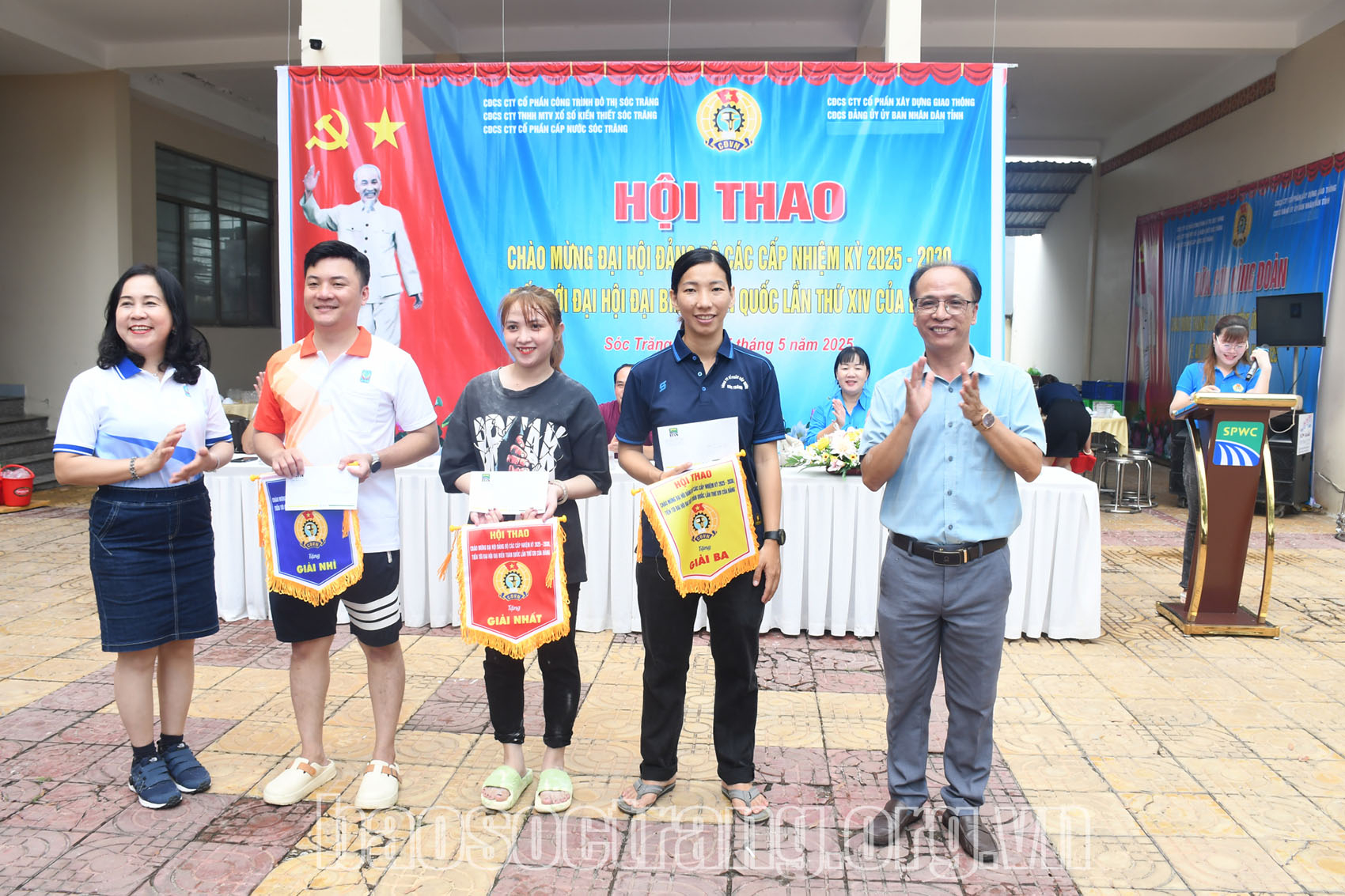 Sôi nổi hội thao chào mừng đại hội đảng bộ các cấp nhiệm kỳ 2025 - 2030