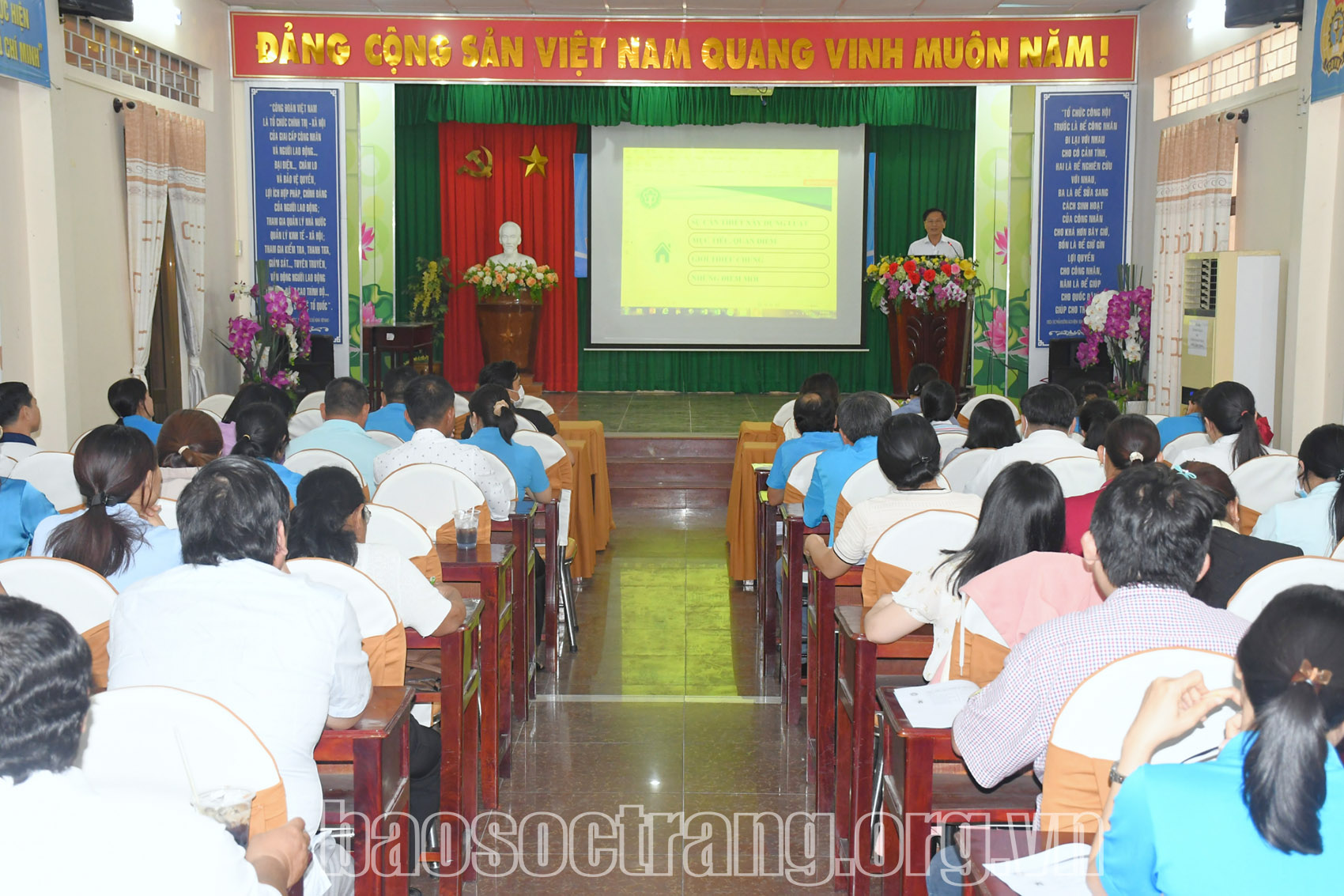 Cán bộ công đoàn được tập huấn, tuyên truyền Luật Bảo hiểm xã hội