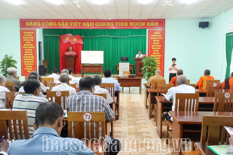 Tập huấn nâng cao nhận thức về việc ứng dụng công nghệ thông tin cho đồng bào dân tộc thiểu số