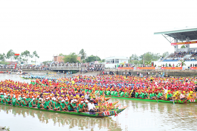 Gìn giữ, phát huy giá trị văn hóa truyền thống của đồng bào dân tộc thiểu số