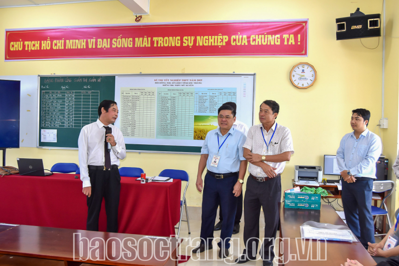 Lãnh đạo tỉnh kiểm tra các điểm thi tốt nghiệp trung học phổ thông năm 2025