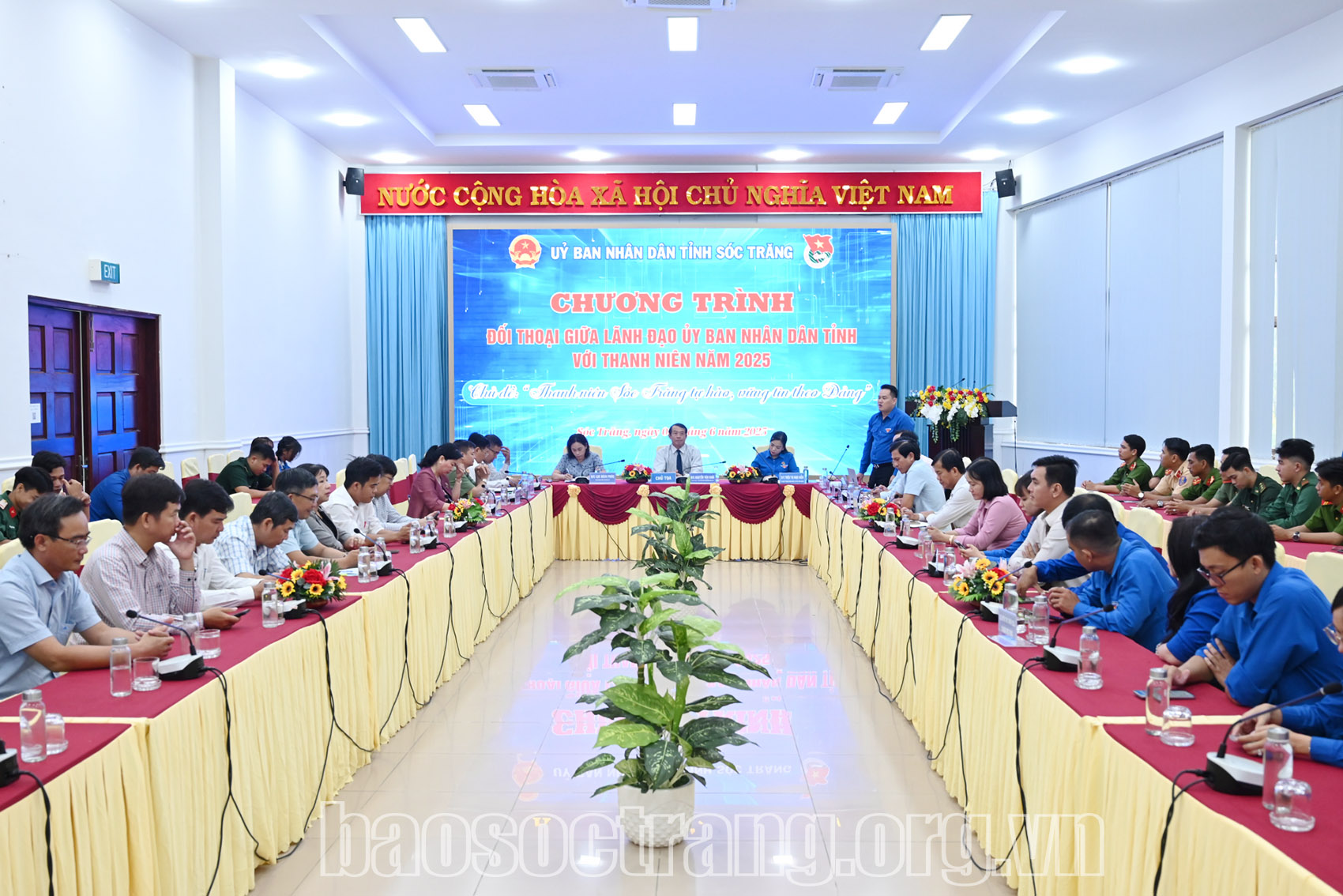 Tổ chức Chương trình đối thoại giữa lãnh đạo UBND tỉnh với thanh niên năm 2025