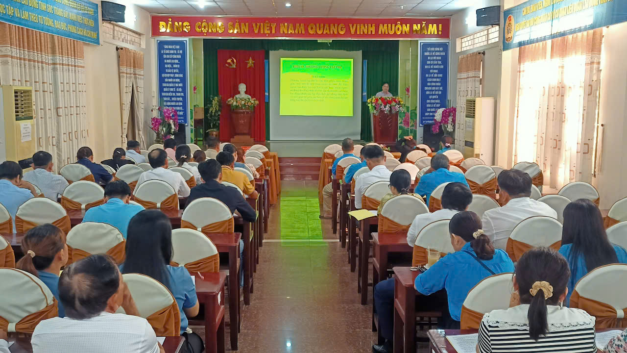 Liên đoàn Lao động tỉnh Sóc Trăng tập huấn kỹ năng thương lượng tập thể năm 2025