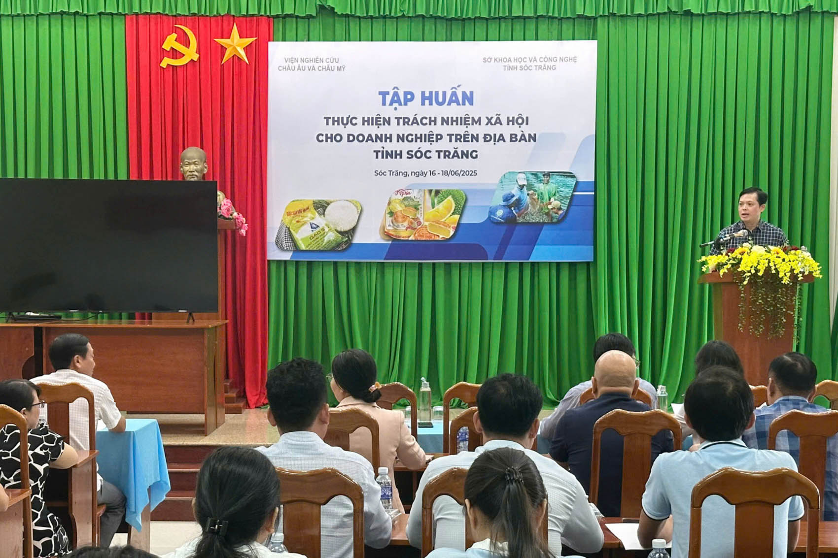 Tập huấn "Thực hiện trách nhiệm xã hội cho doanh nghiệp Sóc Trăng"