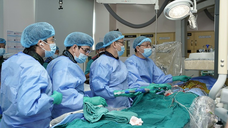 Đặt nền móng chuẩn hóa điều trị bệnh van tim tại Việt Nam