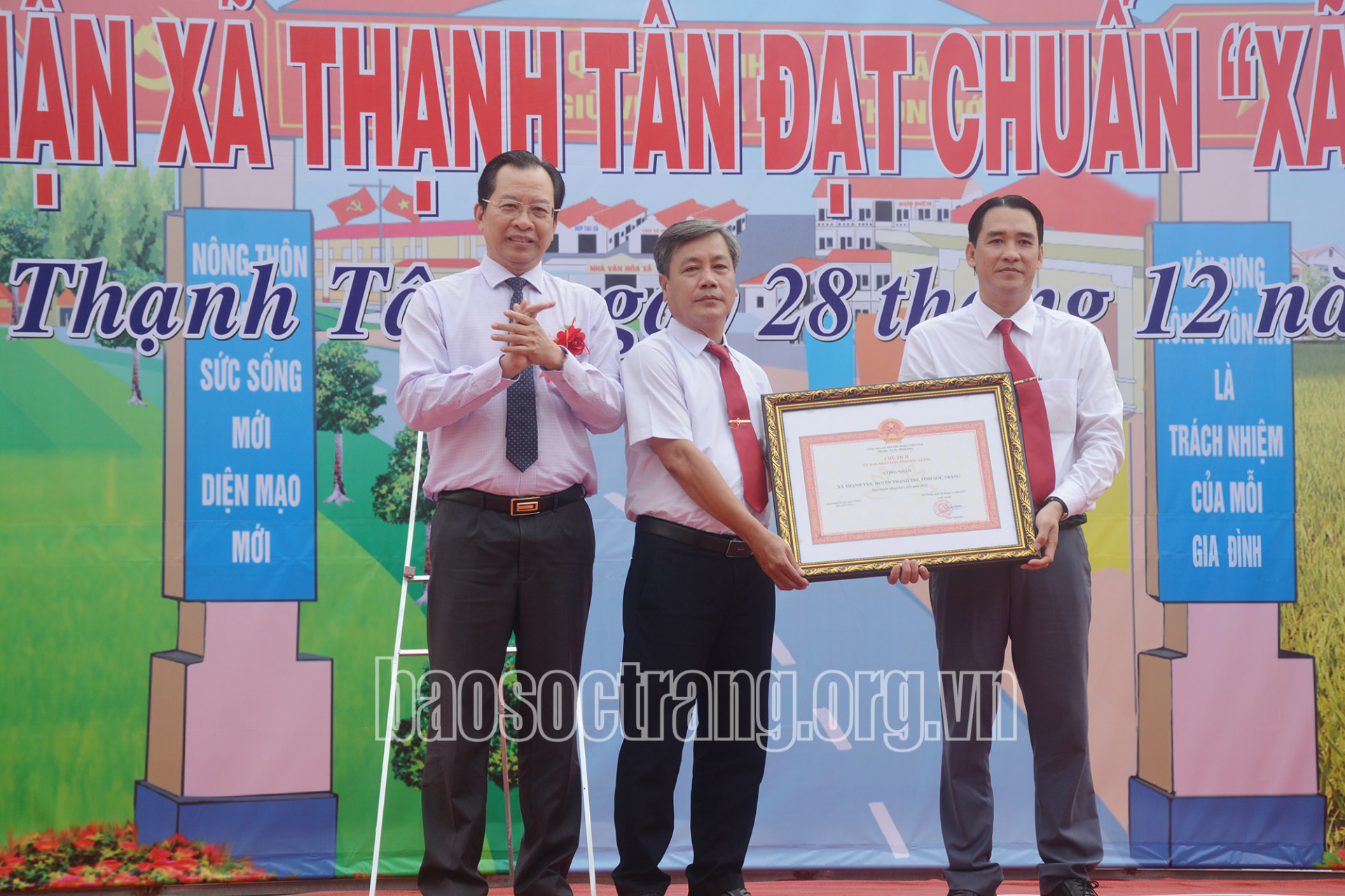 Xã Thạnh Tân đạt chuẩn nông thôn mới