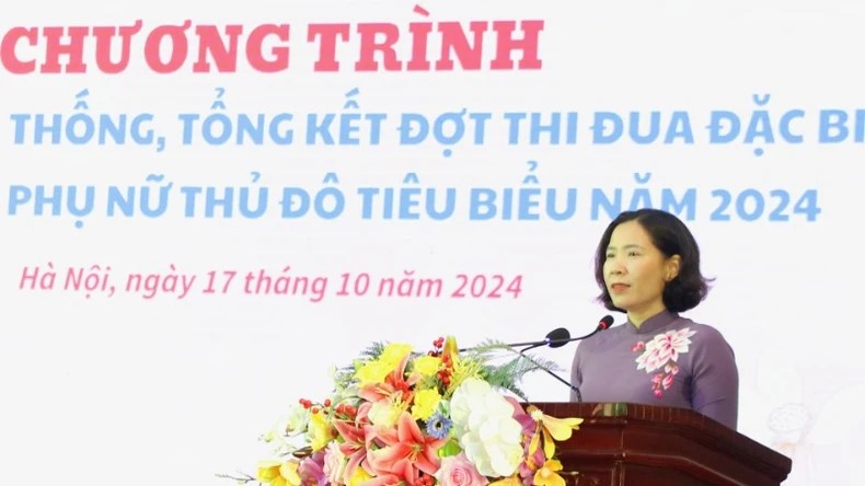 Chủ tịch Hội Liên hiệp Phụ nữ thành phố Hà Nội Lê Kim Anh phát biểu tại chương trình.