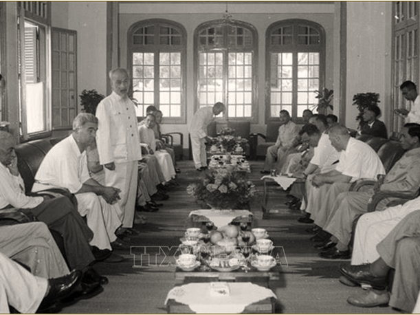 Nhớ Bác ngày này, năm xưa: “Giữa cách mạng Việt Nam và cách mạng Bungari tình nghĩa khăng khít đã có từ lâu”.