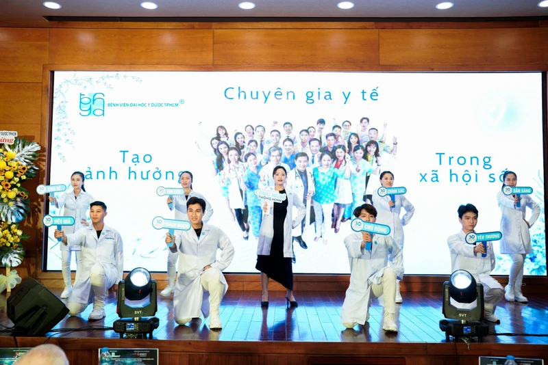 Phương thức mới về truyền thông y tế: Chuyên gia y tế có tầm ảnh hưởng trong xã hội số