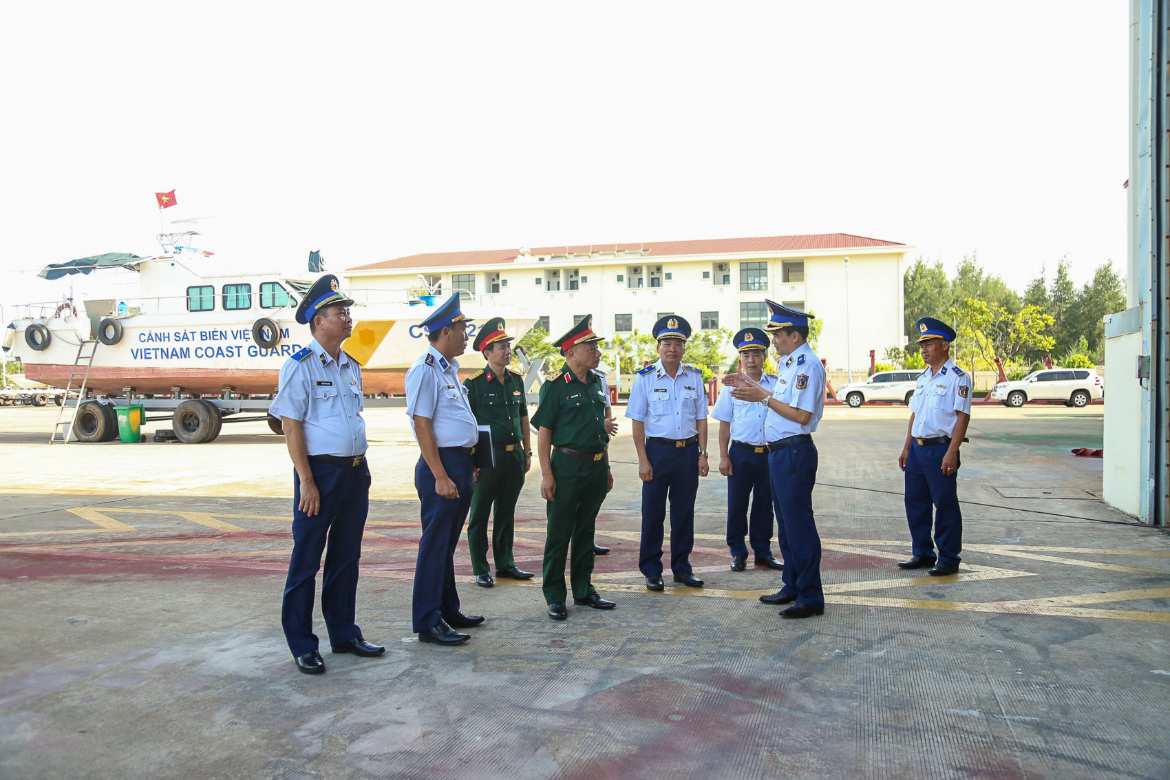 Bộ Tư lệnh Vùng Cảnh sát biển 4 hoàn thành tốt các nhiệm vụ thực thi pháp luật trên biển