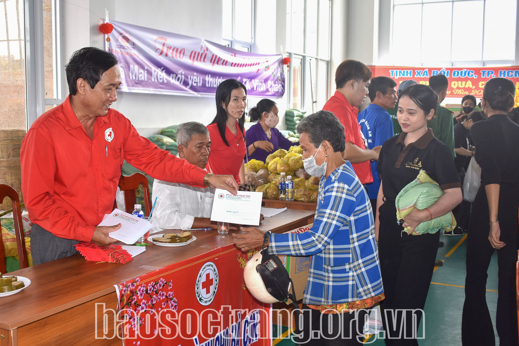 Kỷ niệm 78 năm ngày thành lập Hội Chữ thập đỏ Việt Nam (23/11/1946 - 23/11/2024): Người tốt, việc thiện - chung sức xây dựng cộng đồng nhân ái