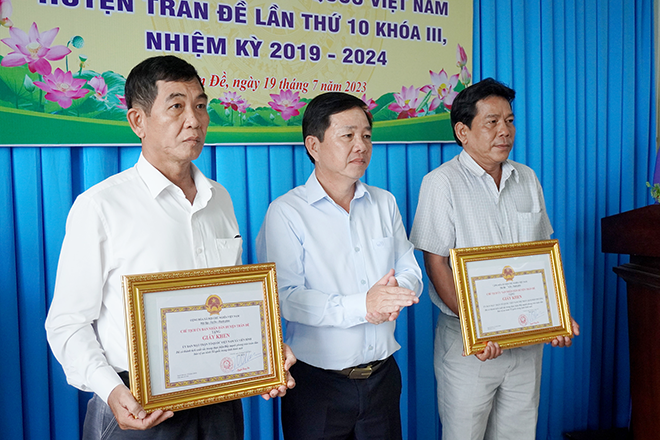 Tiếp tục phát huy sức mạnh khối đại đoàn kết toàn dân tộc thực hiện hiệu quả các phong trào thi đua yêu nước