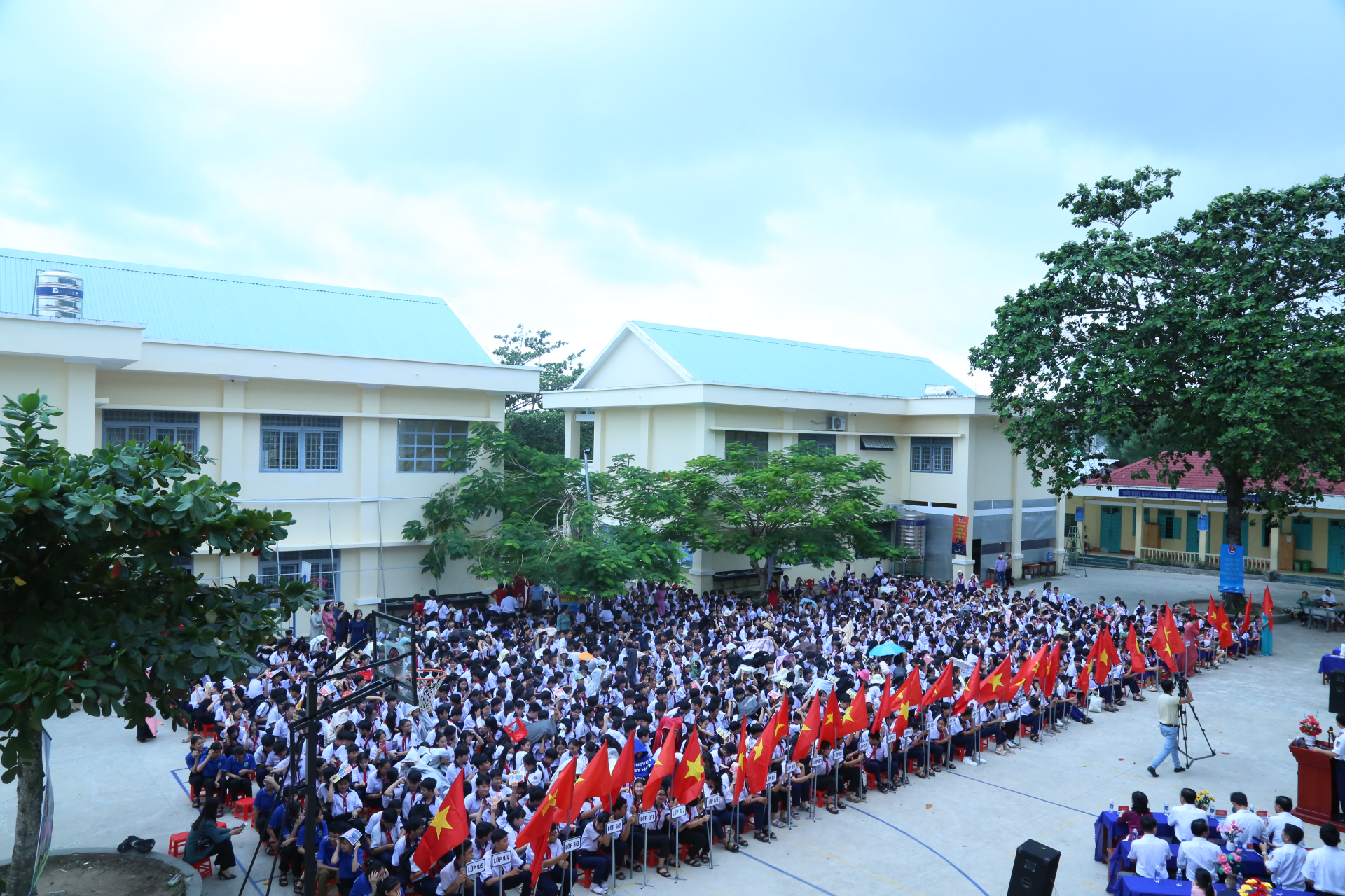 Bộ Tư lệnh Vùng Cảnh sát biển 4: Tuyên truyền pháp luật cho hơn 2.000 cán bộ, giáo viên, học sinh tại thành phố Phú Quốc