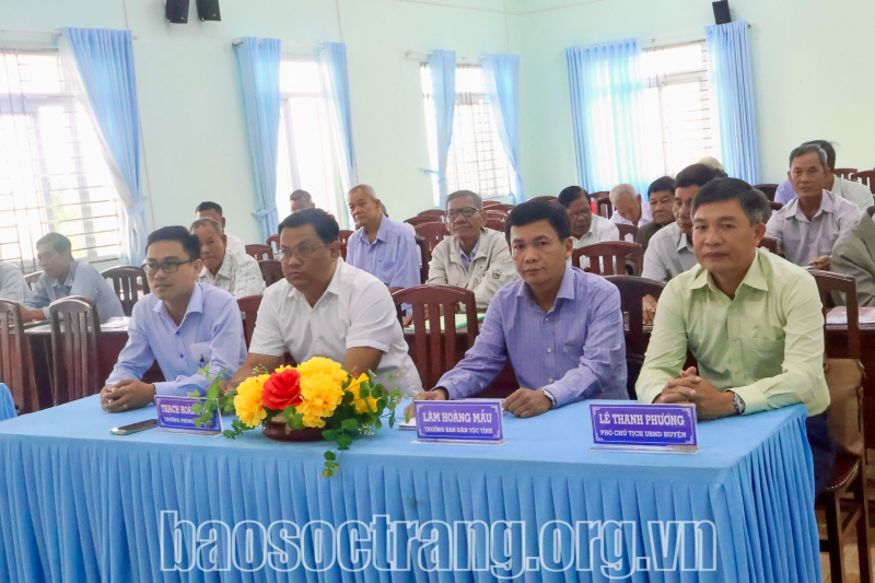 “Đào tạo, tuyên truyền, phổ biến nâng cao nhận thức về việc ứng dụng công nghệ thông tin cho đồng bào dân tộc thiểu số” năm 2024