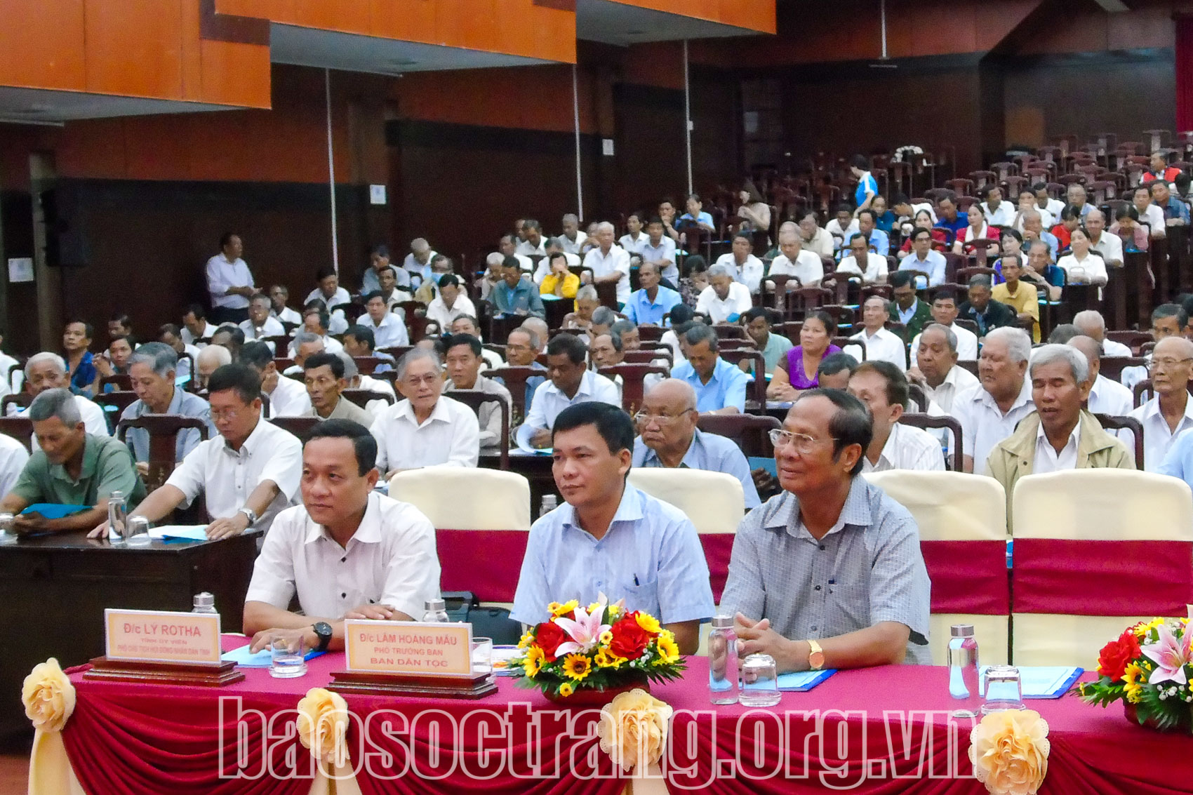 Gần 500 đại biểu được bồi dưỡng kiến thức, kỹ năng về chính sách dân tộc