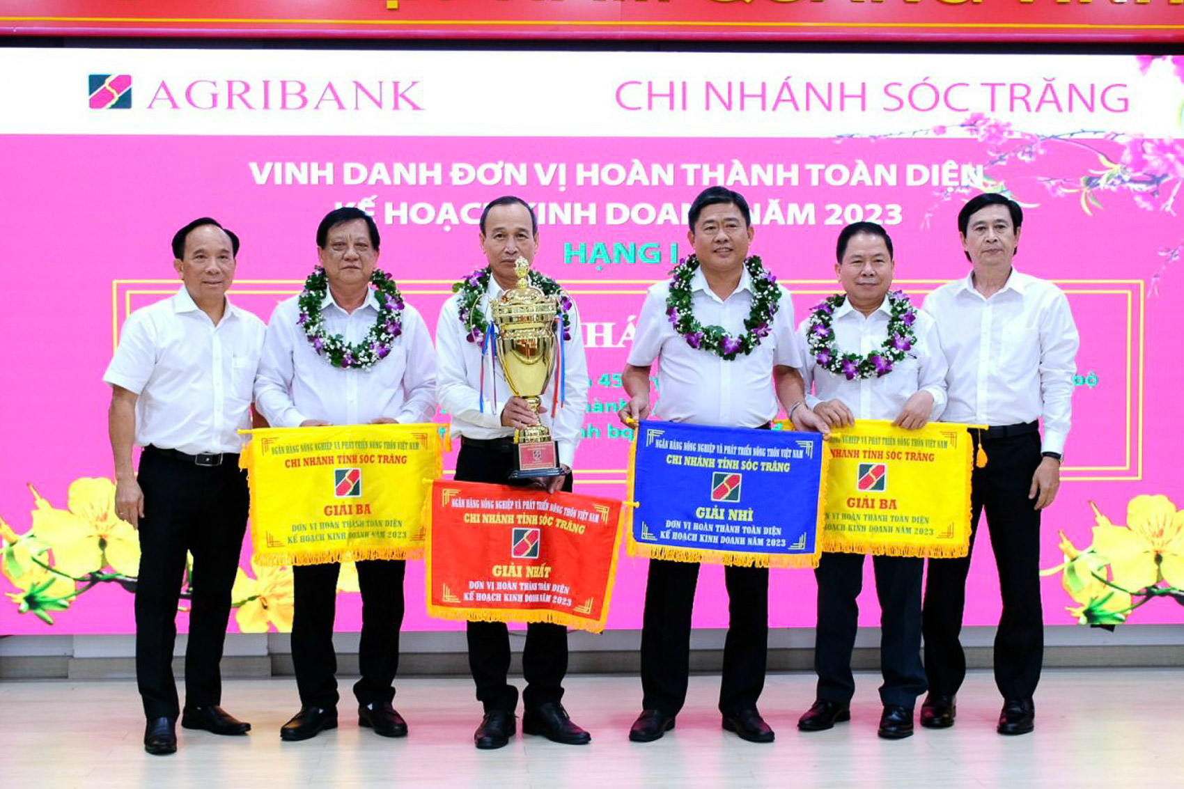 Thành công lớn từ những bước chân nhỏ