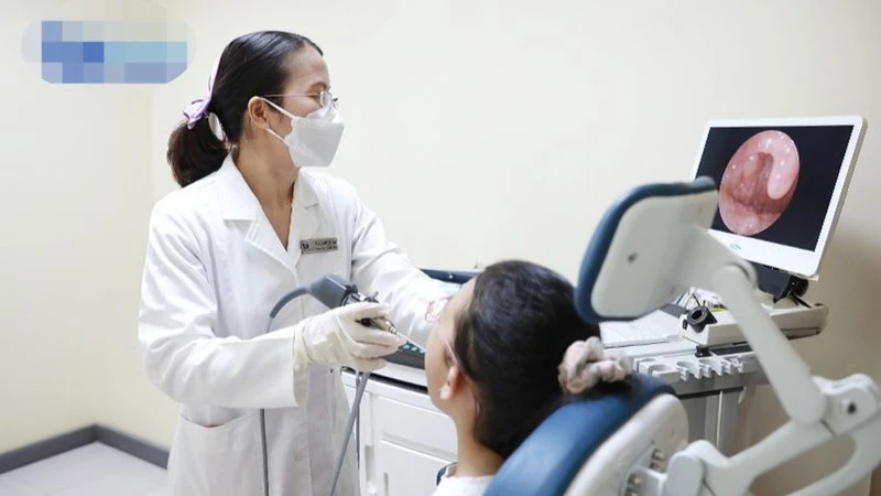 Lý do trẻ dễ tái phát viêm xoang sau khi đi bơi