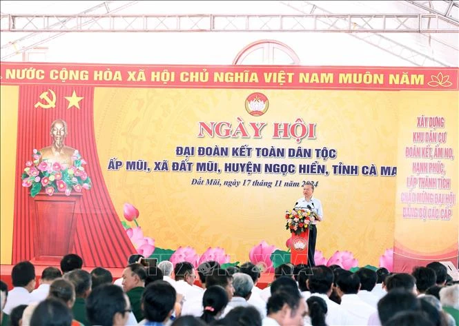 Tổng B&iacute; thư T&ocirc; L&acirc;m dự Ng&agrave;y hội Đại đo&agrave;n kết to&agrave;n d&acirc;n tộc tại C&agrave; Mau ảnh 2