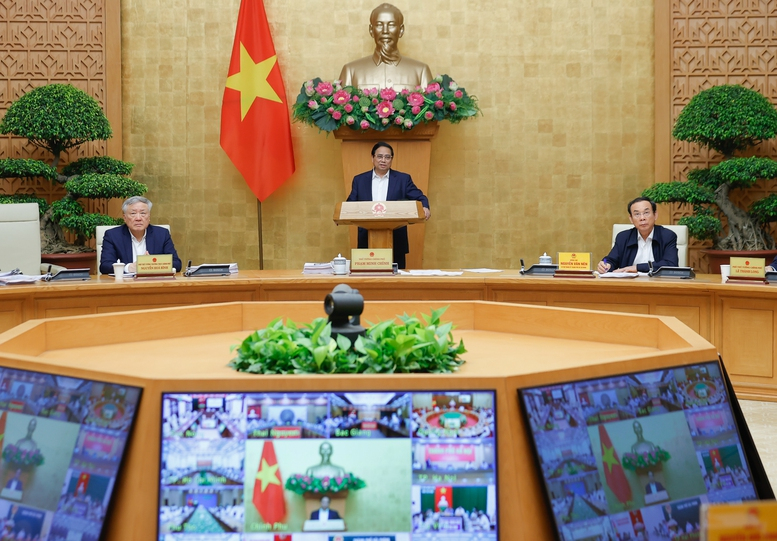 Thủ tướng: C&agrave;ng kh&oacute; khăn, th&aacute;ch thức, &aacute;p lực th&igrave; c&agrave;ng bản lĩnh, nỗ lực, phấn đấu vươn l&ecirc;n mạnh mẽ- Ảnh 3.