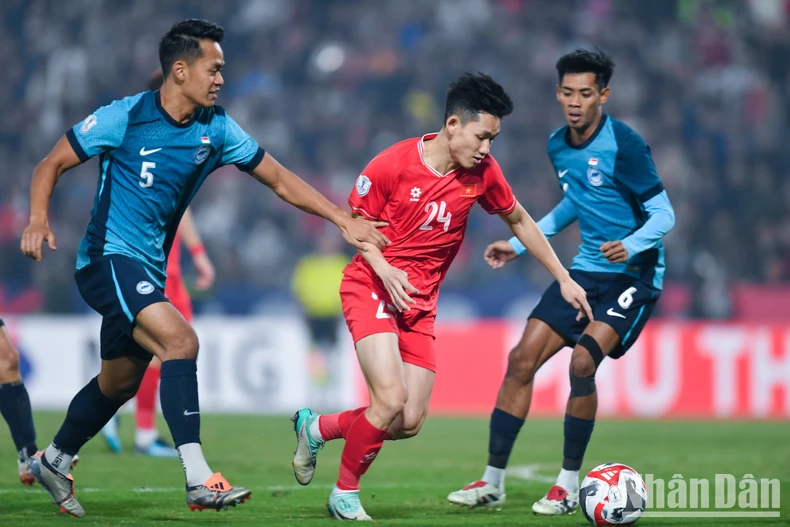 Đội tuyển Việt Nam v&agrave;o chung kết ASEAN Cup ảnh 1